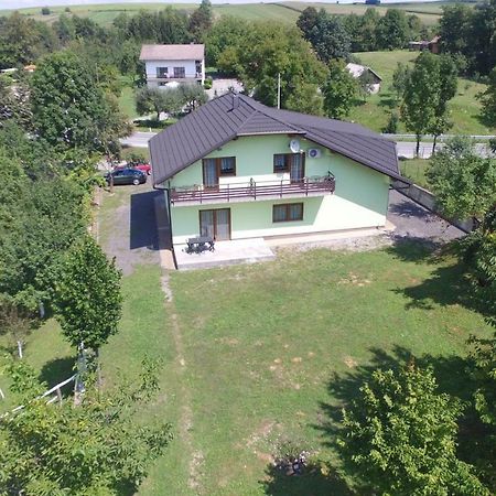 Green Apartment Plitvice غاكوفيتسا المظهر الخارجي الصورة